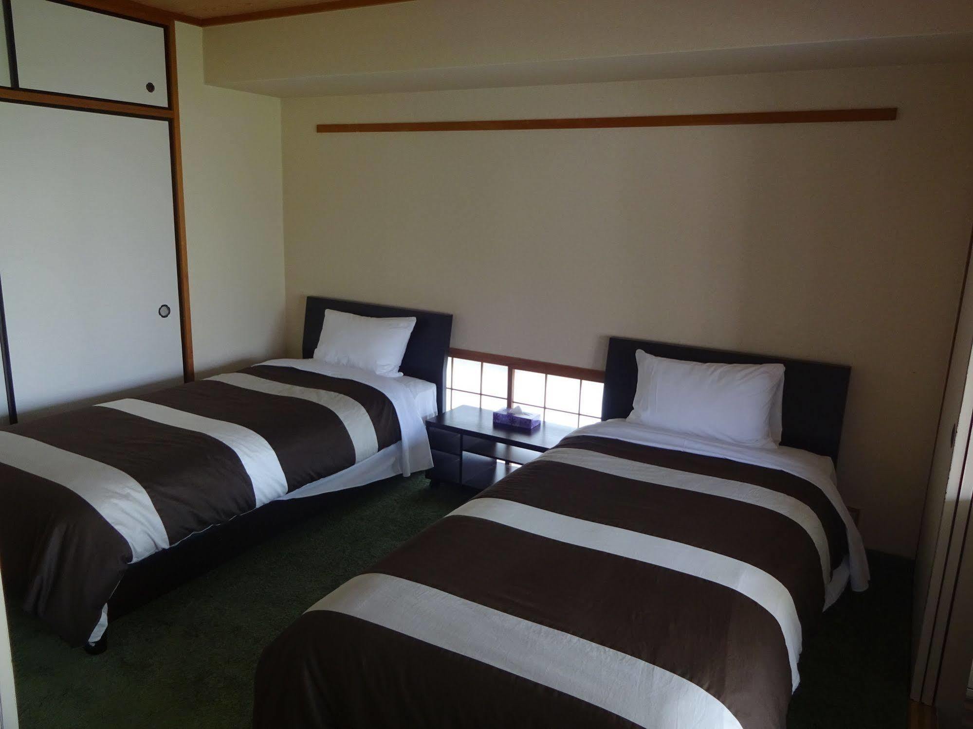 Hotel Weekly Uehonmachi Ōsaka Exterior foto
